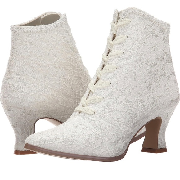 Fabulicious Women's Victorian-30 Ankle Boots - Picture 4 of 14